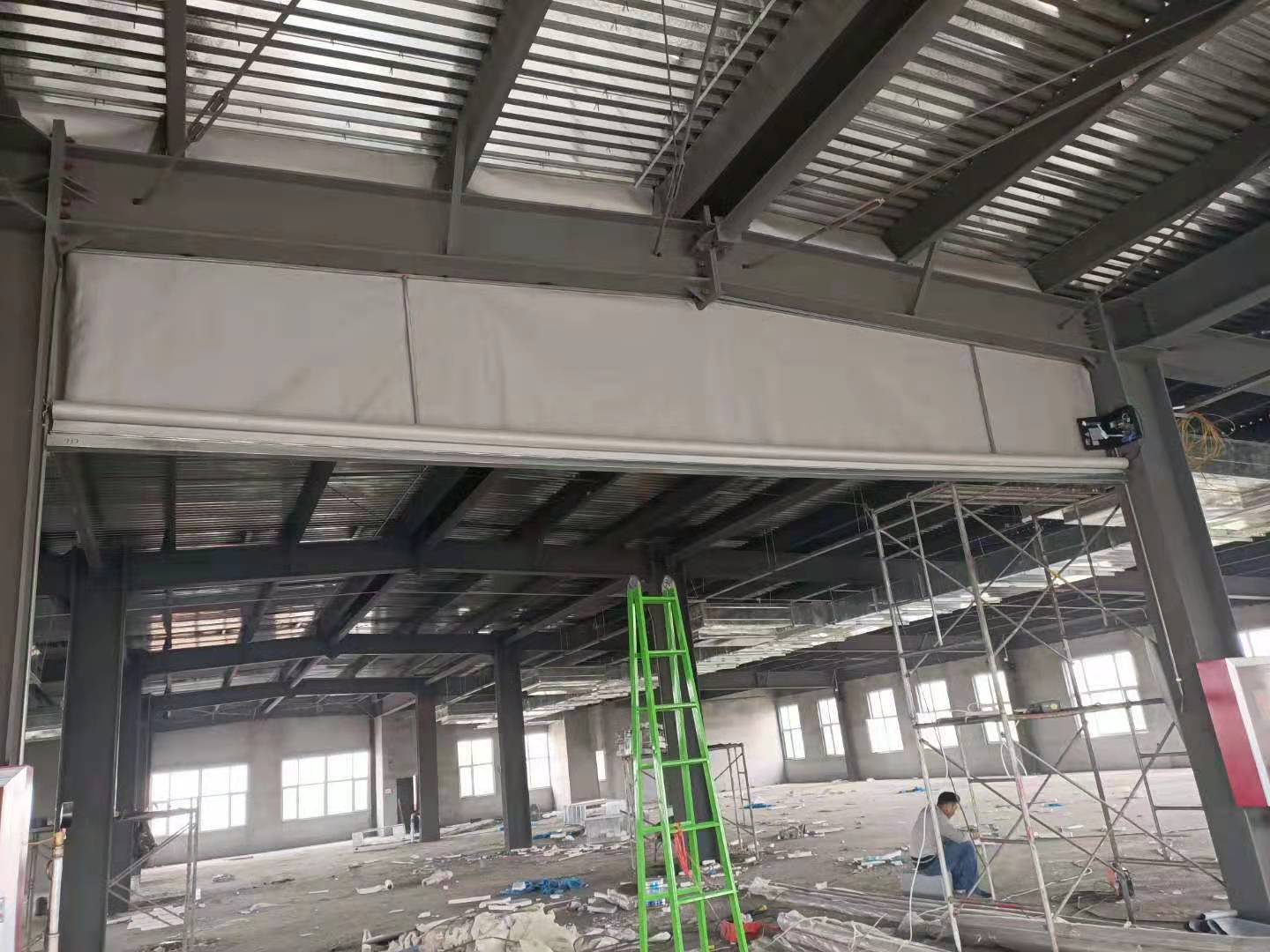 挡烟垂壁施工过程中需要注意的安全事项